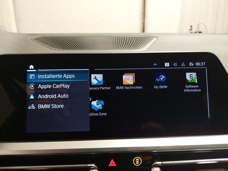 BMW 320e Touring Sport Line automatik • LED • AHK, fotografija 18