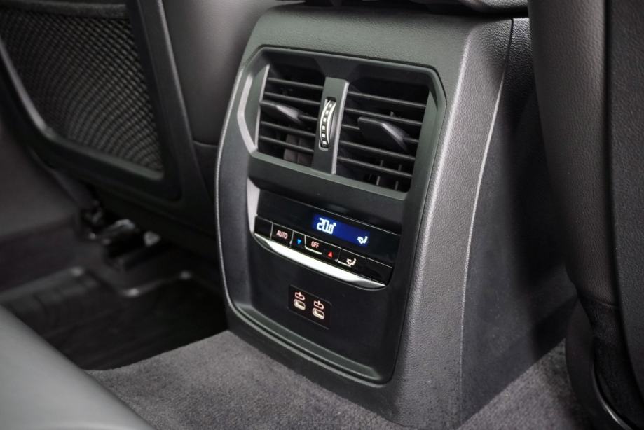 BMW 320i M Sport | Cjena uključuje troškove uvoza, fotografija 19