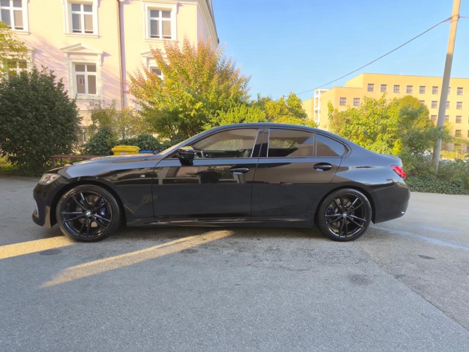 BMW 330d XDrive, fotografija 3