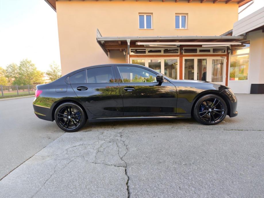 BMW 330d XDrive, fotografija 5