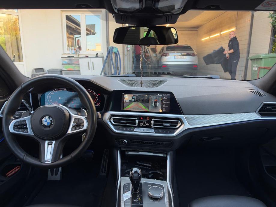 BMW 330d XDrive, fotografija 6