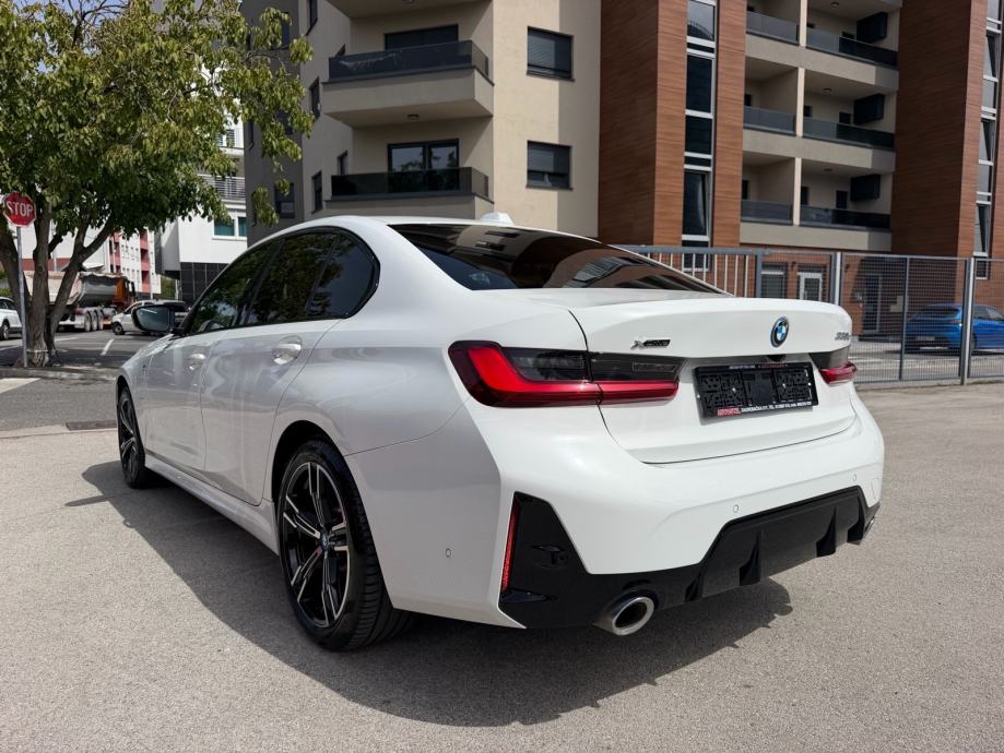 BMW 330e Xdrive M sportpaket **FACELIFT**FULL OPREMA**, fotografija 5