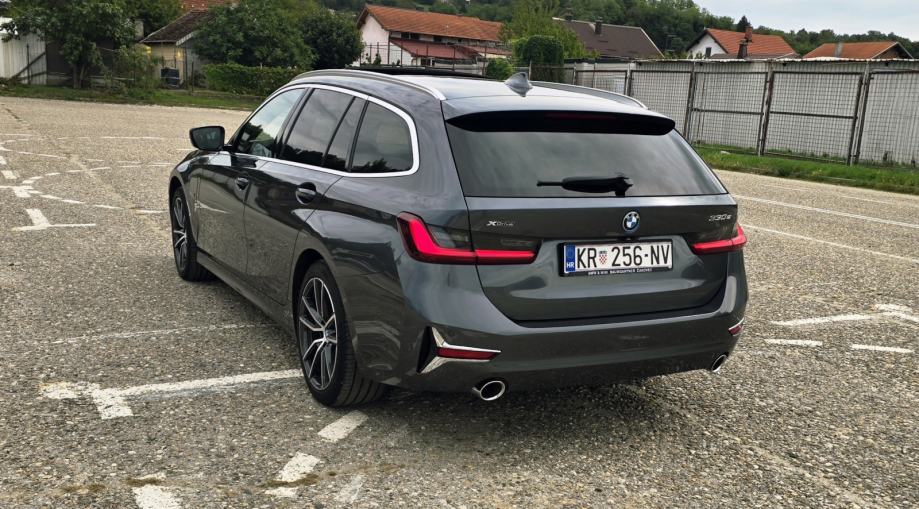 BMW 330e xDrive Touring G21–FULL - Luxury, PHEV, Pano, Laser, HUD, ACC, fotografija 6