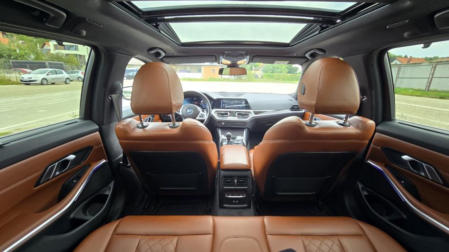 BMW 330e xDrive Touring G21–FULL - Luxury, PHEV, Pano, Laser, HUD, ACC, fotografija 9