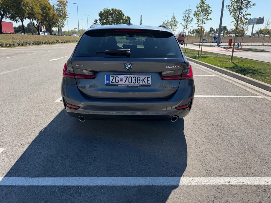 BMW 330e 292 ks Sportline xDrive Touring, fotografija 8