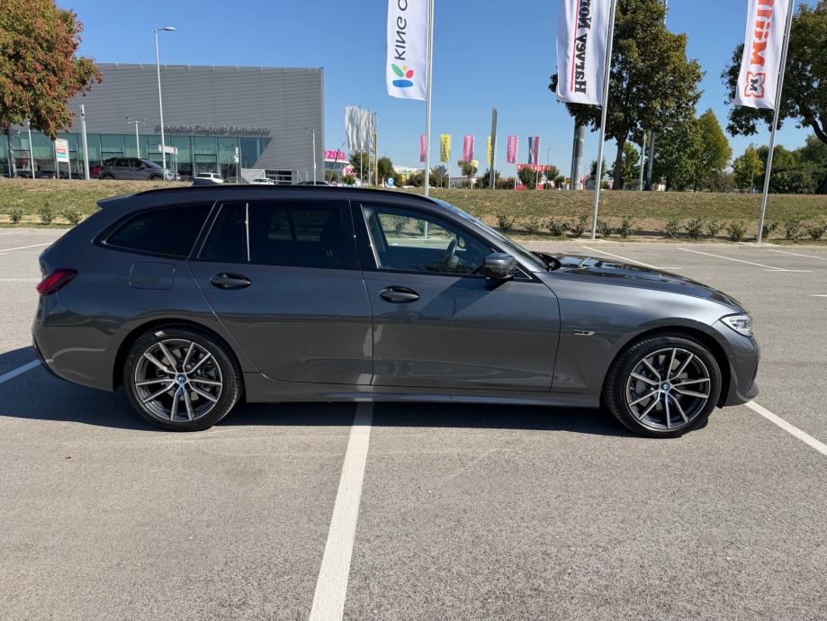 BMW 330e 292 ks Sportline xDrive Touring, fotografija 5