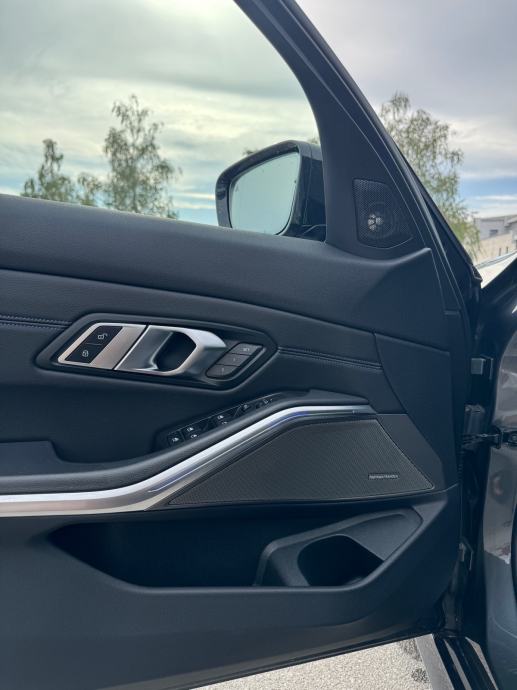 BMW 330i M Performance, 360° kamera, Laser, LiveCockpit, Head-up, Harm, fotografija 13