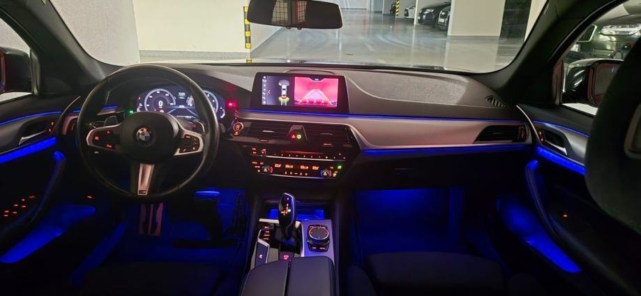 Bmw 5 G30 520d xDrive, fotografija 11