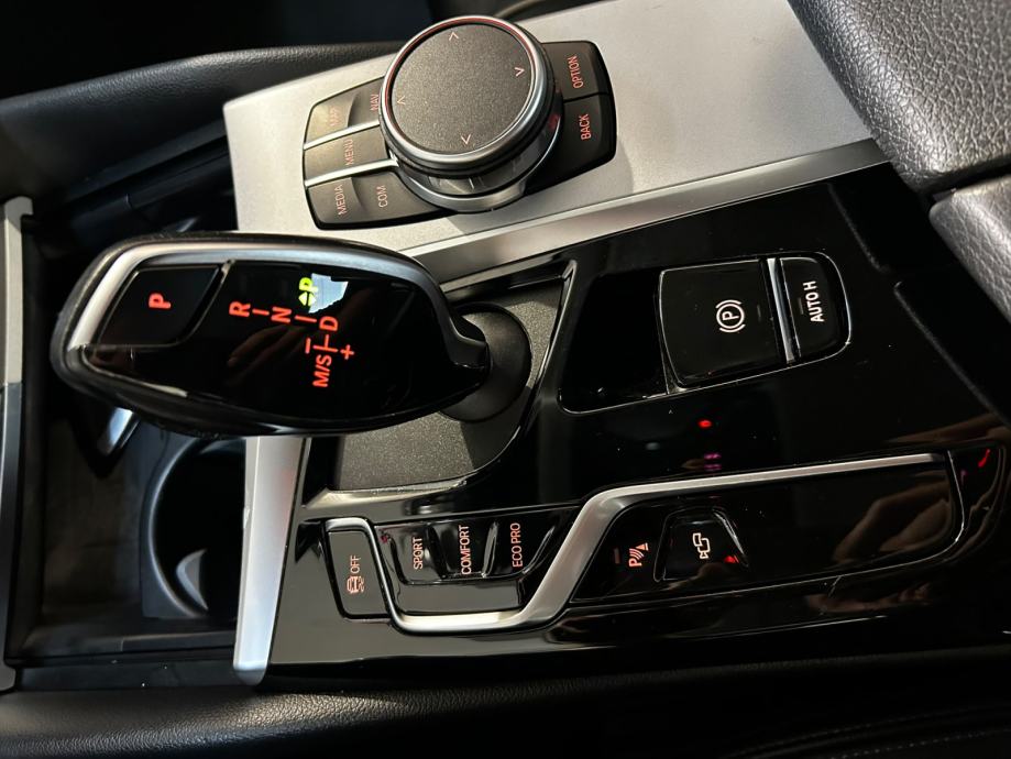 BMW 520 D LCI KOŽA HEAD UP KAMERA 360 LED FACELIFT U PDV-U 12MJ.GAR, fotografija 19