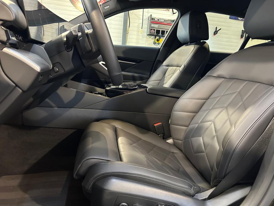 BMW 520 D M SPORT LASER LED KOŽA AMBIENT U PDV-U 24 MJ. JAMSTVO, fotografija 6