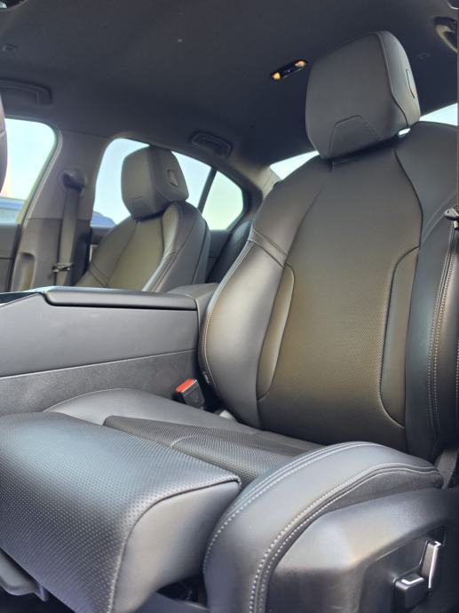 BMW 520D 197KS VIRTUAL,ACC,KAMERA,AMBIENT,KOŽA,ALU21,NAVI,LED,JAMSTVO, fotografija 14