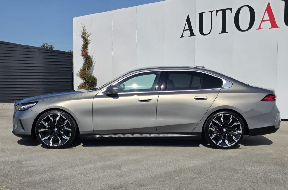 BMW 520D 197KS VIRTUAL,ACC,KAMERA,AMBIENT,KOŽA,ALU21,NAVI,LED,JAMSTVO, fotografija 2