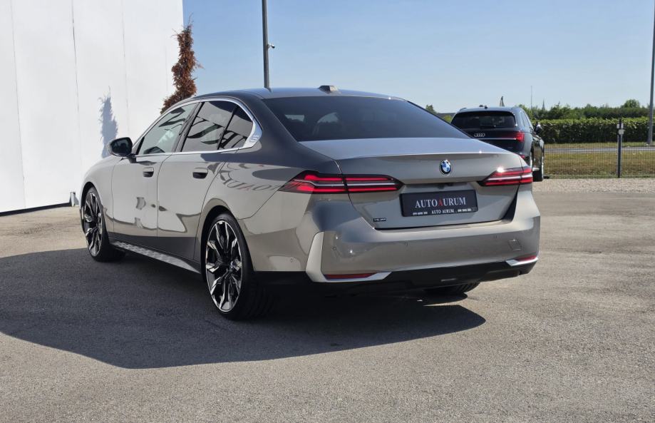 BMW 520D 197KS VIRTUAL,ACC,KAMERA,AMBIENT,KOŽA,ALU21,NAVI,LED,JAMSTVO, fotografija 3