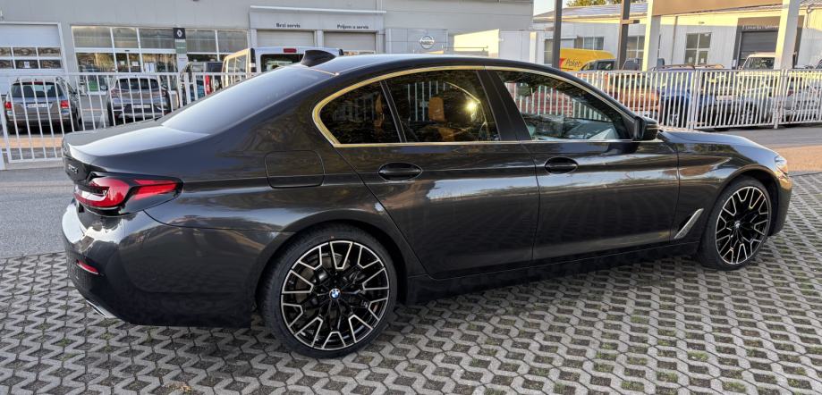 BMW 520d - Dakota koža - 4 x grijanje sjedala, Laser light, Redizajn, fotografija 5