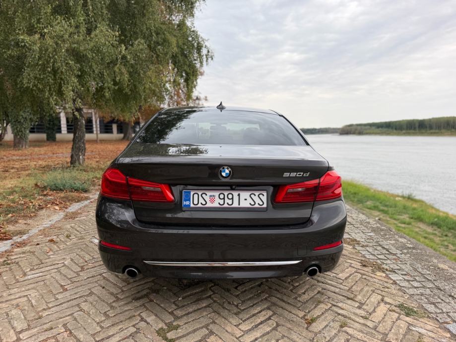 BMW 520d G30 LUXURY | 190 KS | ZF 8 | B&W | HUD | 360° | ŠIBER, fotografija 8
