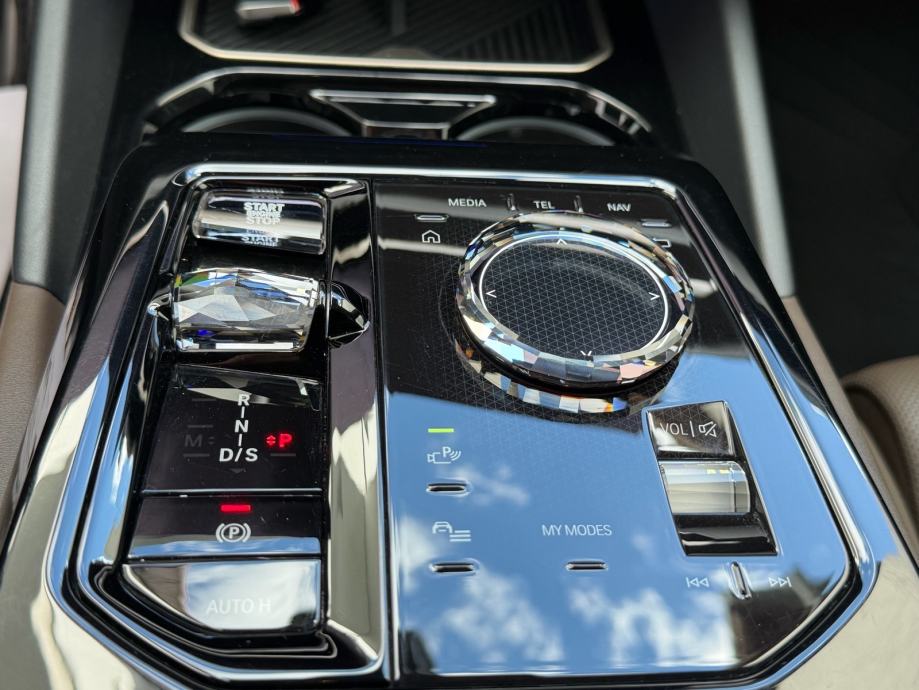 BMW 520d M pro paket-alu 21"-registriran-1. Vlasnik, fotografija 14