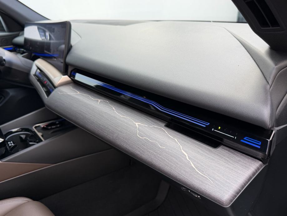 BMW 520d M pro paket-alu 21"-registriran-1. Vlasnik, fotografija 19