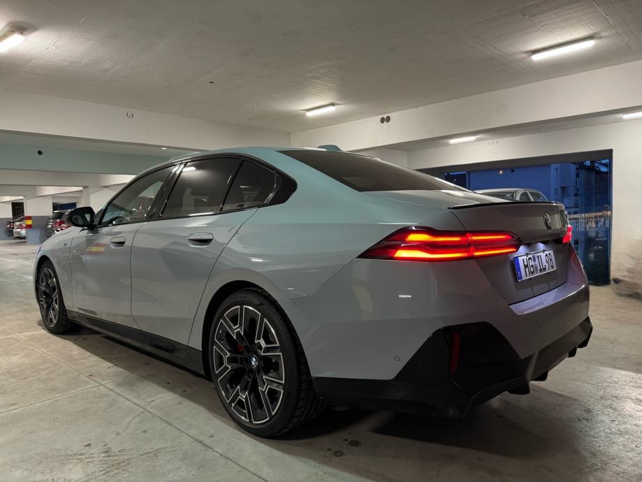 BMW 520d M SPORT PRO,H/K,HEAD-UP,360,CARBON, fotografija 17