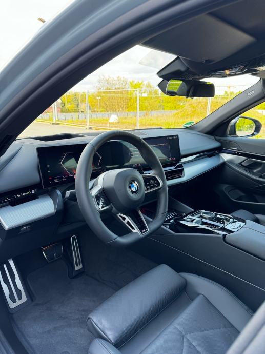 BMW 520d M SPORT PRO,H/K,HEAD-UP,360,CARBON, fotografija 11