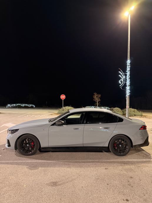 BMW 520d M SPORT PRO,H/K,HEAD-UP,360,CARBON, fotografija 19