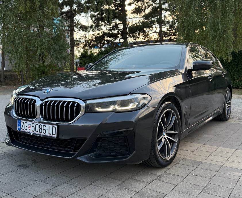 BMW 520d°M SPORT°XDRIVE°LIVE COCKPIT°AMBI°SHADOW LINE°REG06/27°, fotografija 2