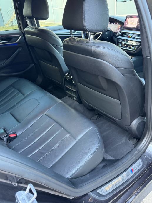 BMW 520d°M SPORT°XDRIVE°LIVE COCKPIT°AMBI°SHADOW LINE°REG06/27°, fotografija 16