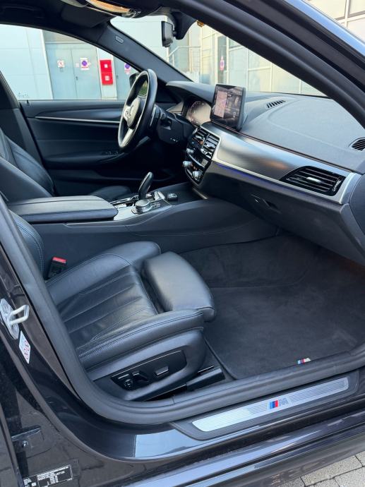 BMW 520d°M SPORT°XDRIVE°LIVE COCKPIT°AMBI°SHADOW LINE°REG06/27°, fotografija 13