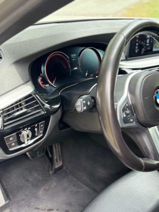 BMW 520d M Sportpaket, fotografija 15