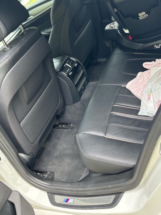 BMW 520d M Sportpaket, fotografija 16