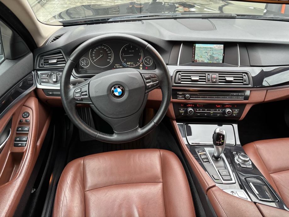 BMW 520d T,Automatik,Redizajn,LuxuryLine!, fotografija 17