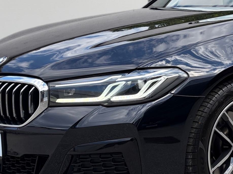 BMW 520d xdrive M Sport | Laser | Head-up | ACC | Jamstvo do 36 mj., fotografija 5