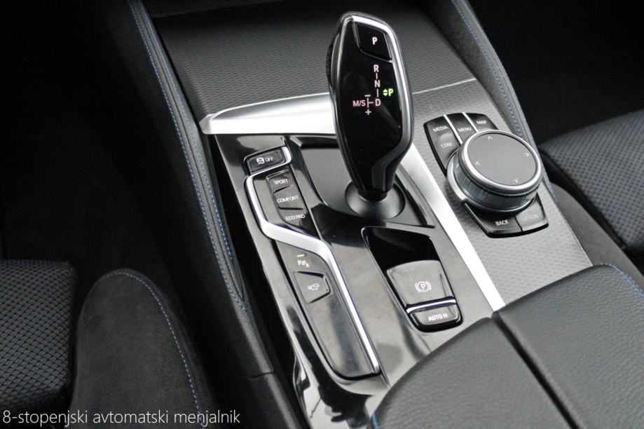 BMW 520dTA x-Drive Full LED COCKPIT NAVI Pro VUČNA KUKA, 2021 god.