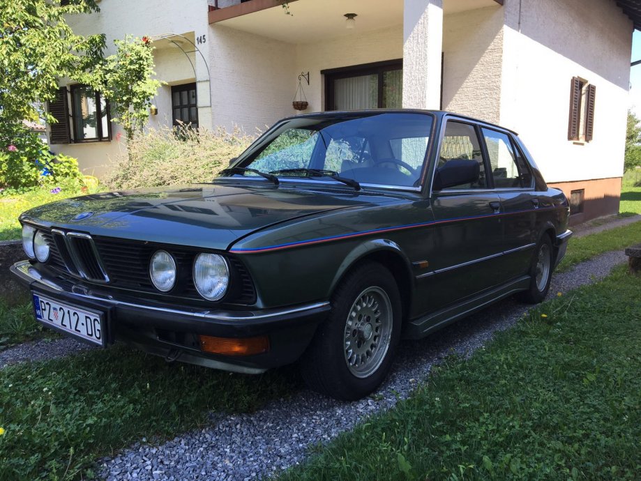 BMW 525i E28