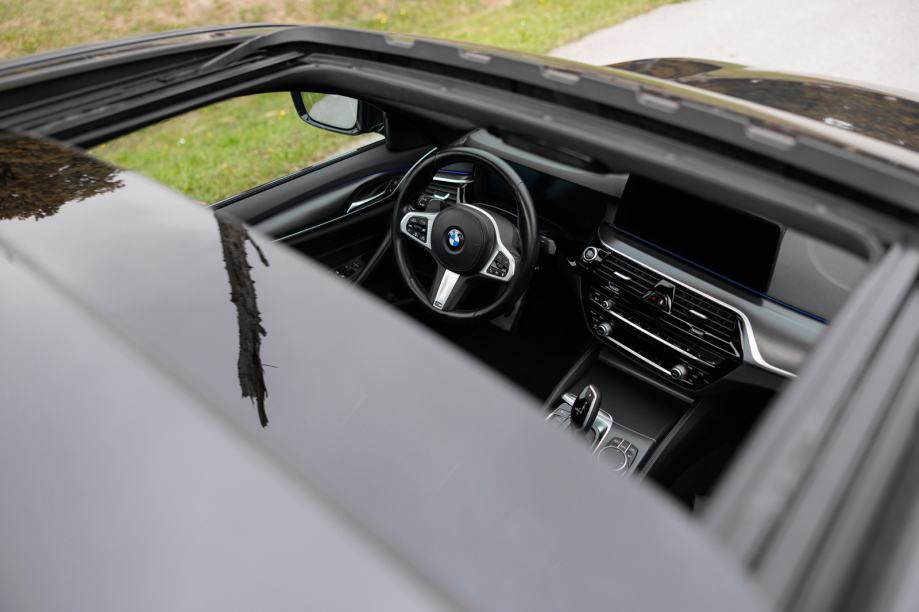 BMW 530d xDrive M-Sport - Laser | ACC | HUD | Ambi | Pano | Memo | Kam, fotografija 19