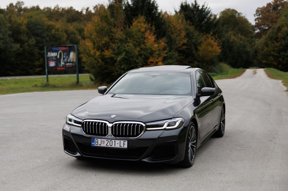 BMW 530d xDrive M-Sport - Laser | ACC | HUD | Ambi | Pano | Memo | Kam, fotografija 3