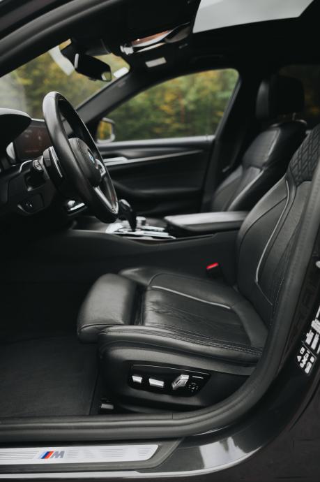 BMW 530d xDrive M-Sport - Laser | ACC | HUD | Ambi | Pano | Memo | Kam, fotografija 7