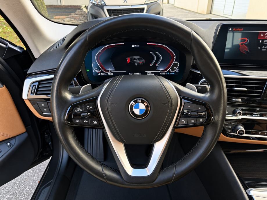 BMW 530e automatik 252 KS | koža | full led | ACC | premium jamstvo, fotografija 12