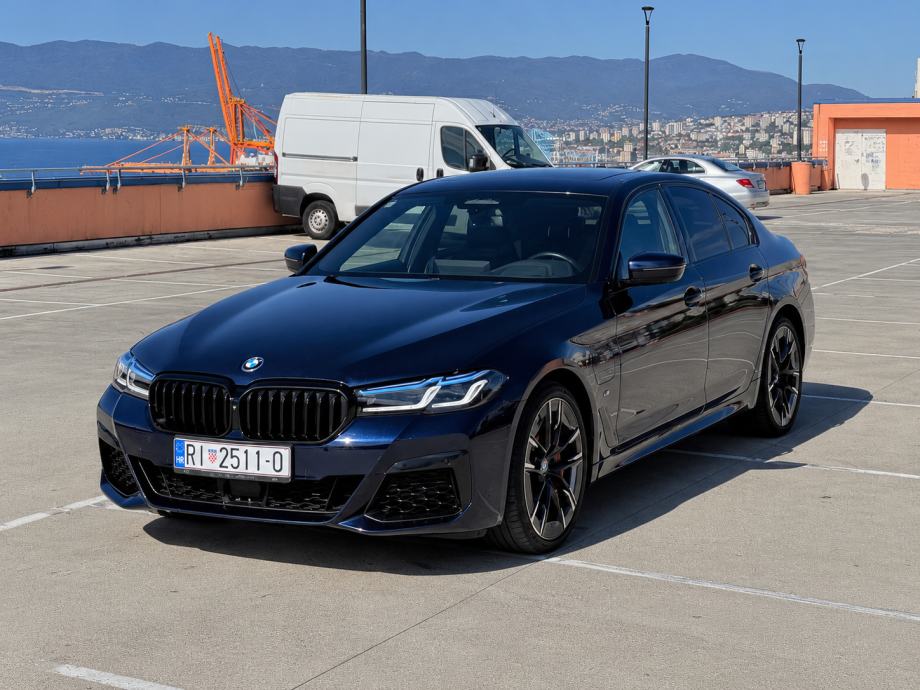BMW 530e LCI M Sport | 2021. | Individual boja, 20", Soft Close, 360°, fotografija 2