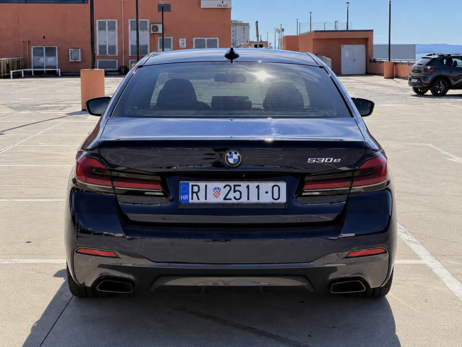 BMW 530e LCI M Sport | 2021. | Individual boja, 20", Soft Close, 360°, fotografija 11