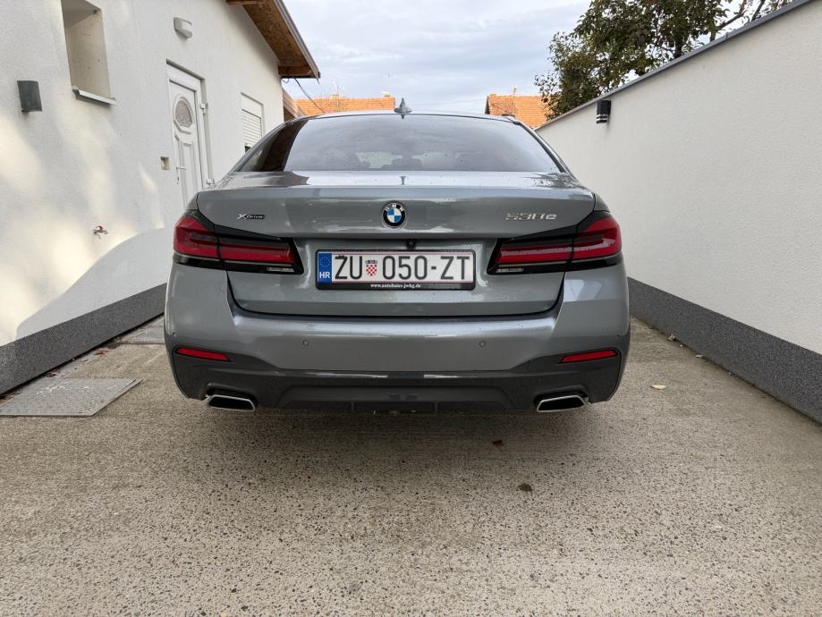 Bmw 530e, fotografija 3
