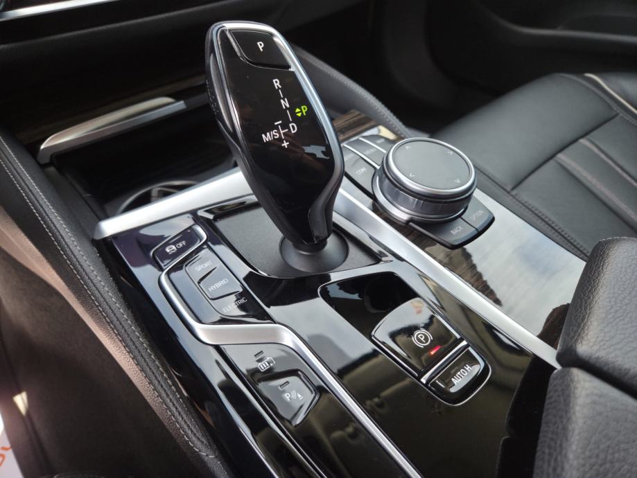 Bmw 530e Xdrive Luxury Line, fotografija 14