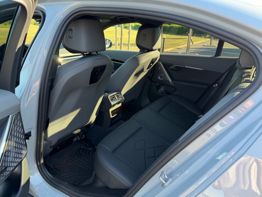 BMW 540d G60 xDrive M Sport Pro – 303 KS – PDV, fotografija 14