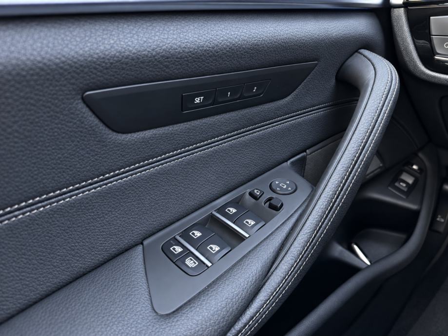 BMW 545e xDrive M Sport | 394 KS | Laser | HUD | jamstvo 12 mj., fotografija 15
