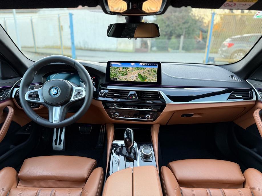 BMW 545e xDrive | M Sport | Laser | 395 KS | Reg.12/26, fotografija 10