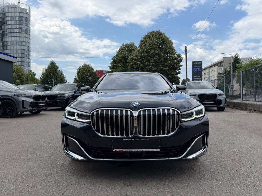 BMW 740d Xdrive **INDIVIDUAL**FACELIFT**U SUSTAVU PDV-a**, fotografija 2