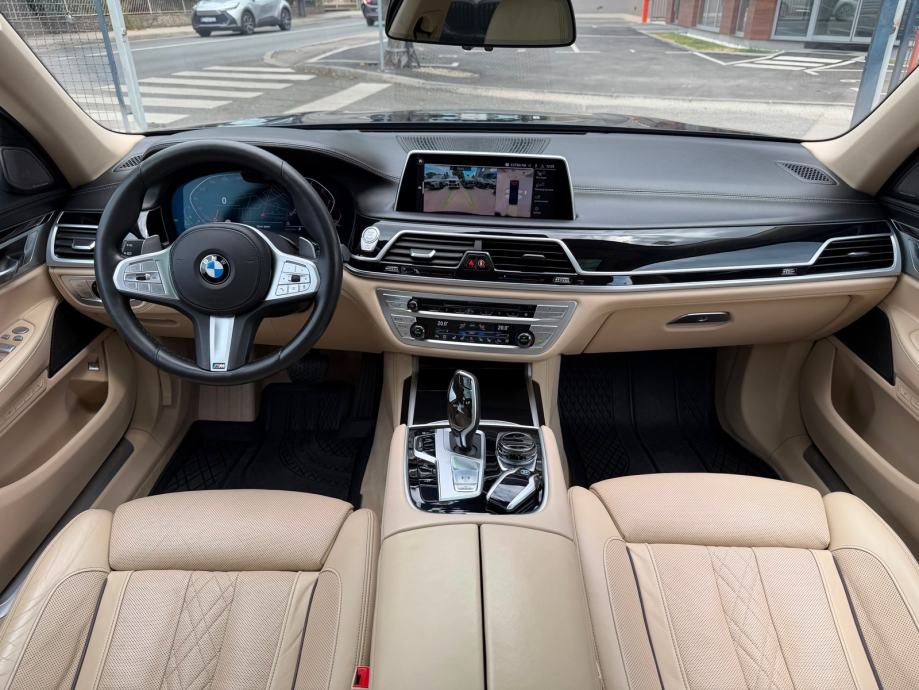 BMW 740d Xdrive **INDIVIDUAL**FACELIFT**U SUSTAVU PDV-a**, fotografija 9