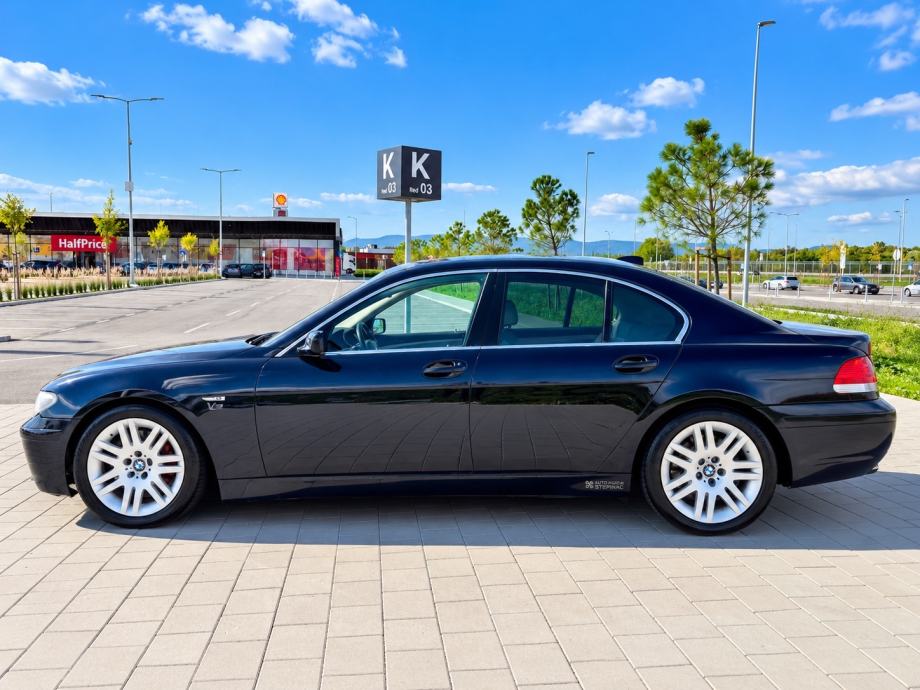 BMW 745i N62 4.4 V8, pogled izvana - slika 4