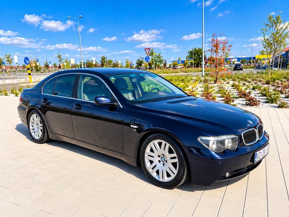 BMW 745i N62 4.4 V8, fotografija 7