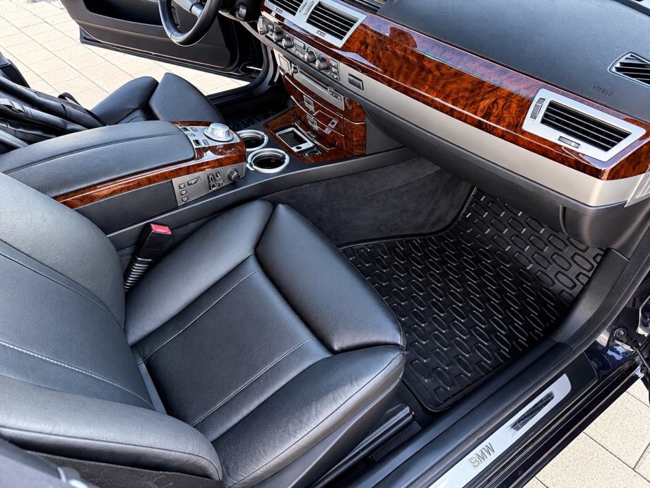 BMW 745i N62 4.4 V8, fotografija 11