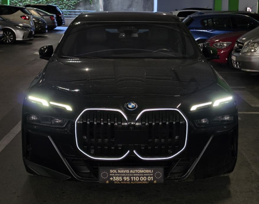 BMW 750e M sport Individual 489ks plug in hybrid, alu 21 u Pdv-u, fotografija 2